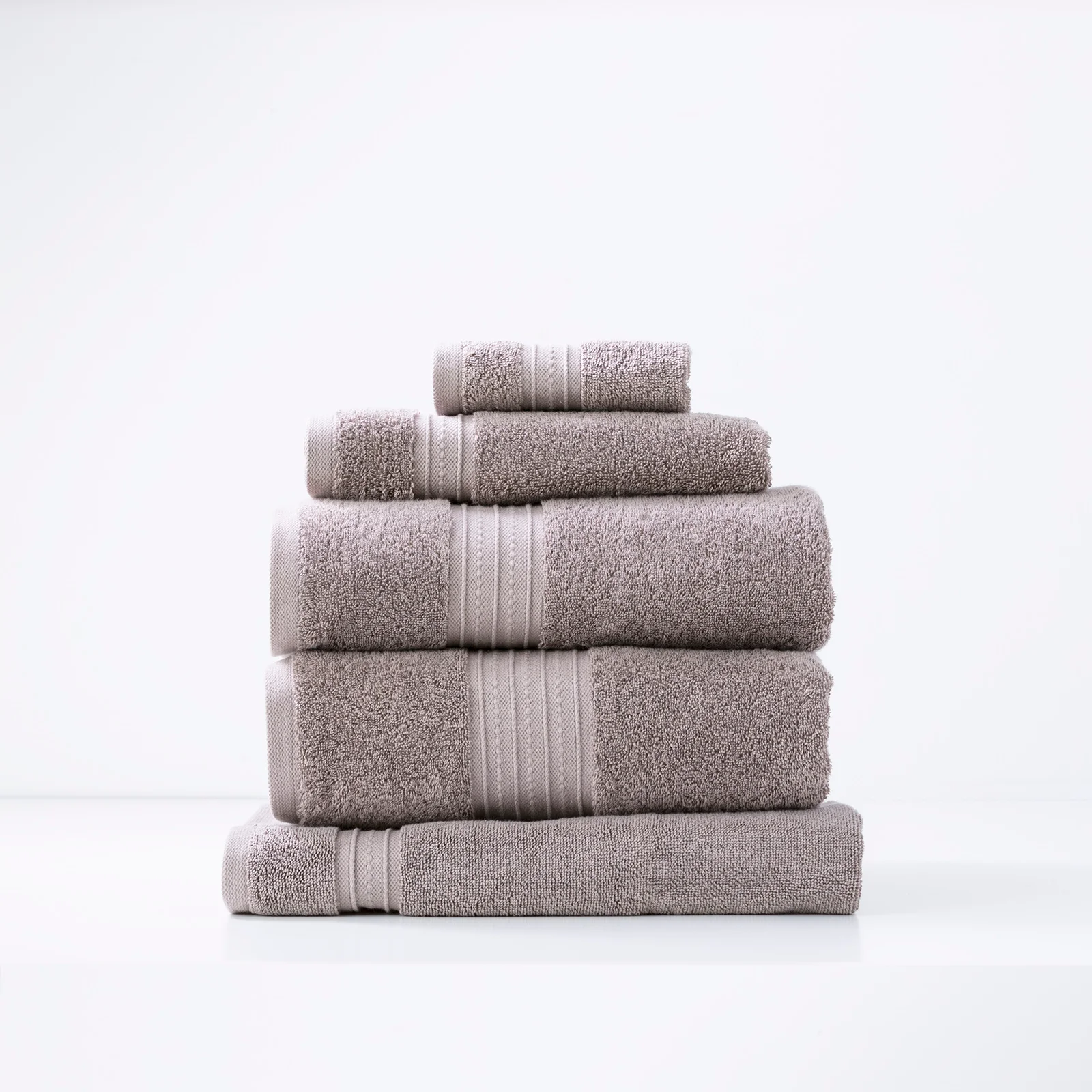 Brentwood 650 GSM Low Twist 5 Piece Gray Mist Bath Sheet by Renee Taylor
