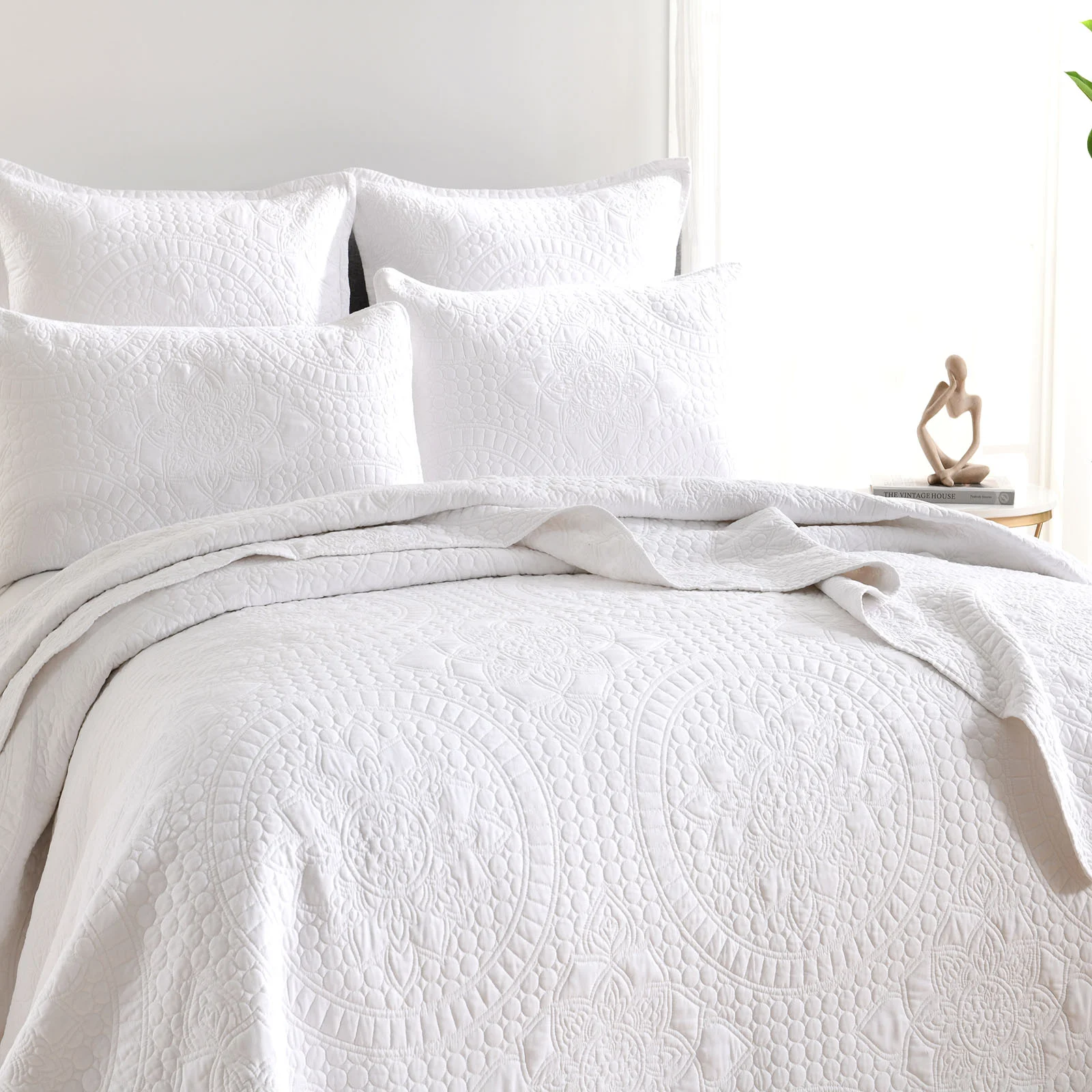 Asher Jacquard Coverlet White Set by Renee Taylor Super King
