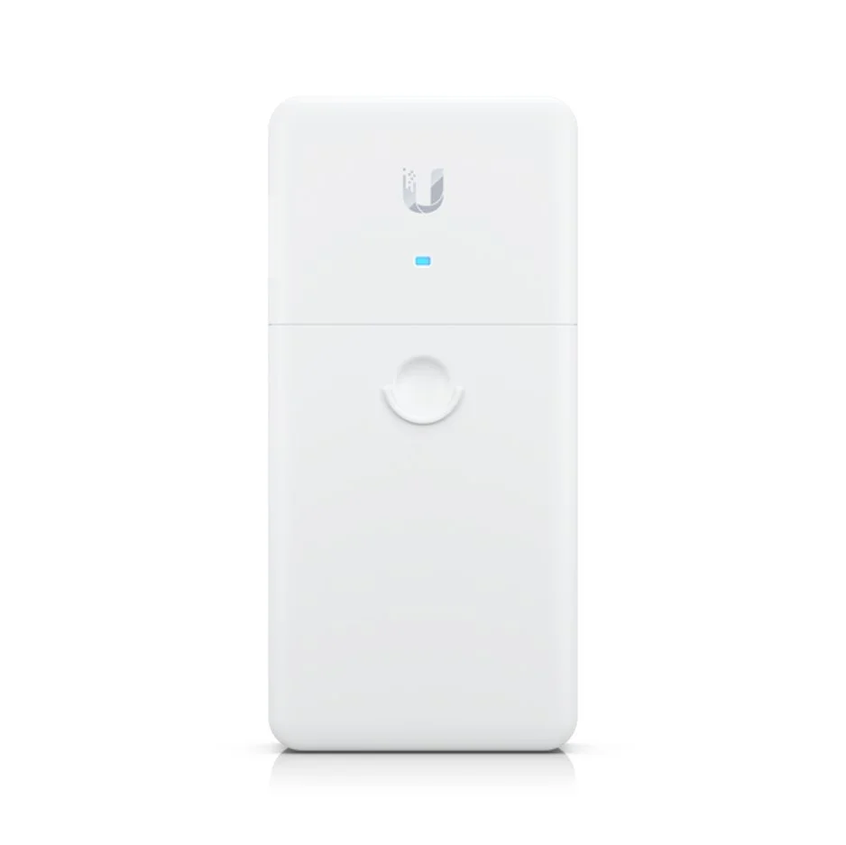UBIQUITI Long-Range Ethernet Repeater receives PoE/PoE+ and offers passthrough PoE output
