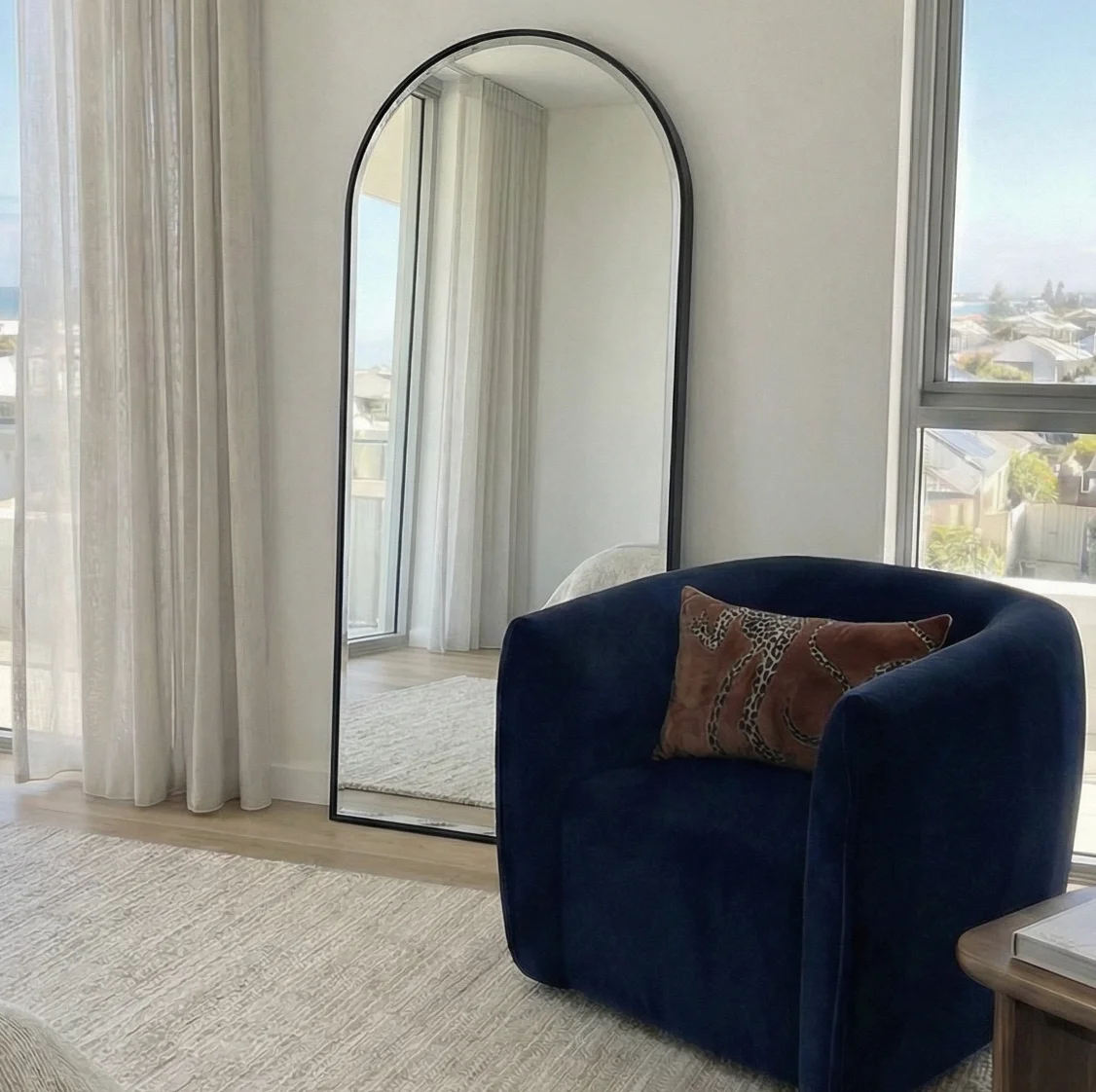 Interior Ave - Halo Arched Floor Length Mirror – Black | Signature Series