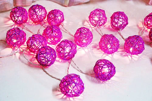 1 Set of Pink 5cm Rattan Cane 50 Ball Battery Powered LONG 5m String Lights Christmas Gift Home Wedding Party Bedroom Decoration Table Centrepiece