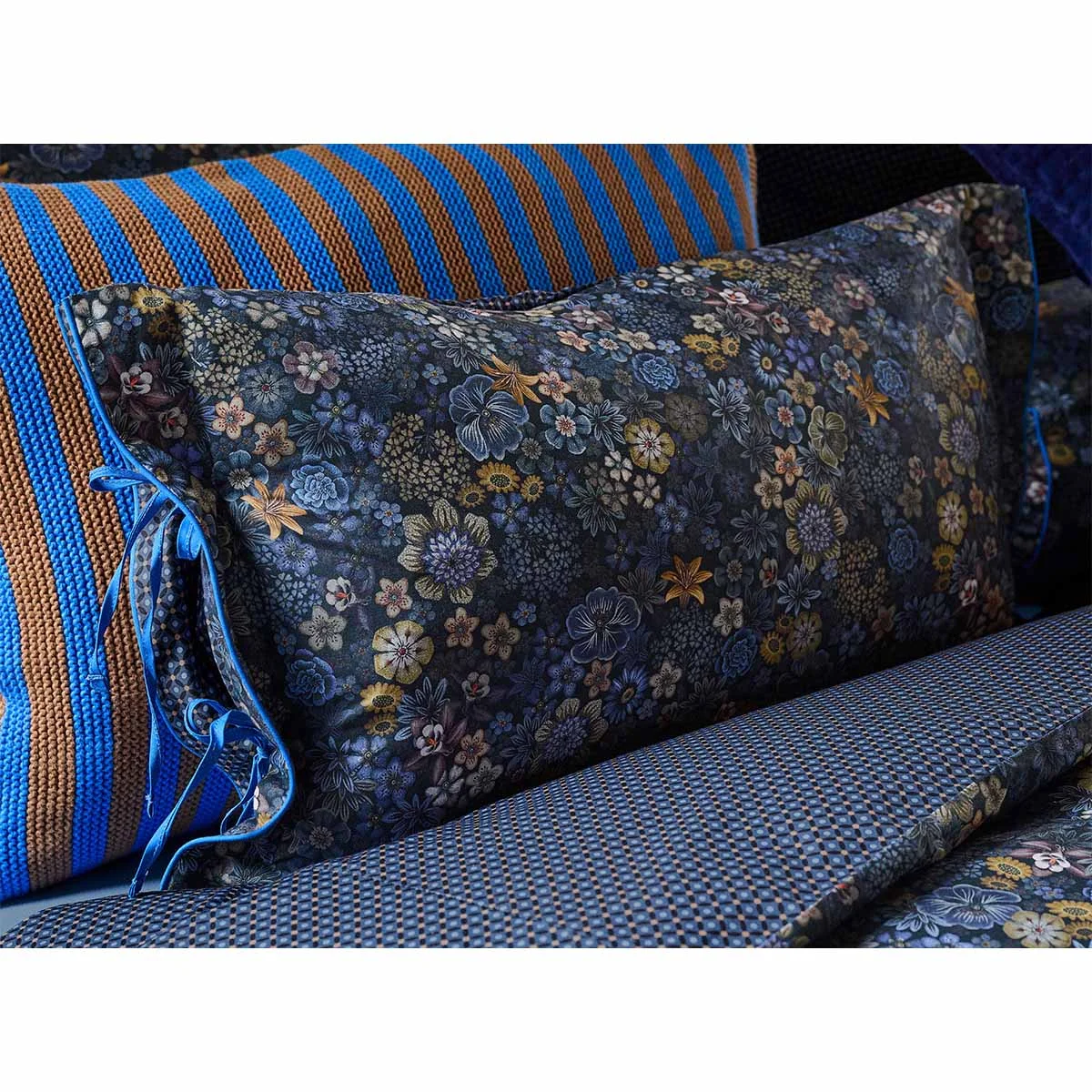 PIP Studio Tutti i Fiori Dark Blue Cotton Cover Oblong Cushion 35cm x 60cm