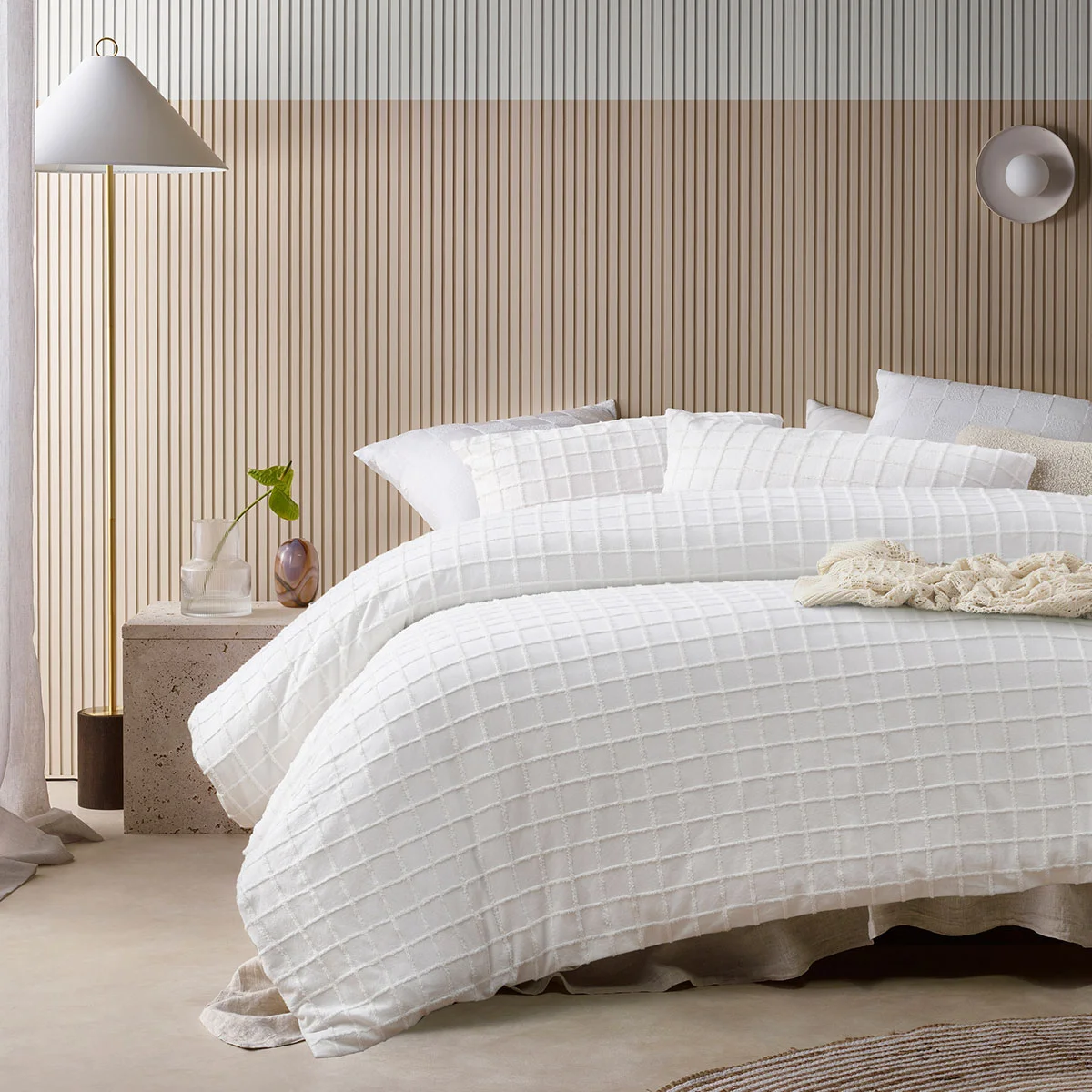 Vintage Design Homewares Parquet White Polyester Cotton Quilt Cover Set Single