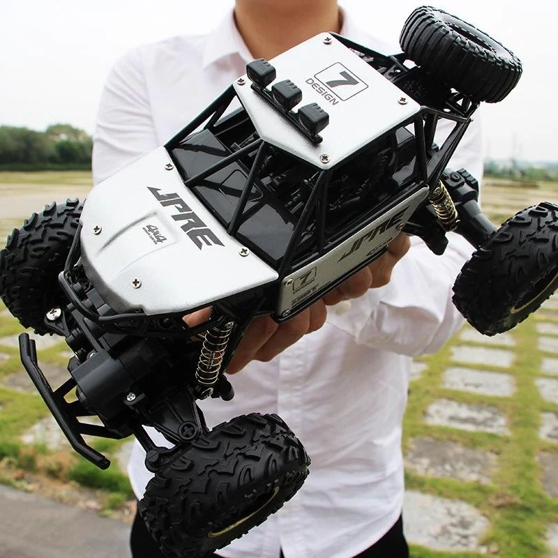 Off-road Climbing Car with 2.4ghz Remote Control and Double Motors - Silver