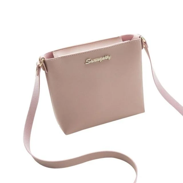 Stylish Pink Crossbody Bag With Zipper