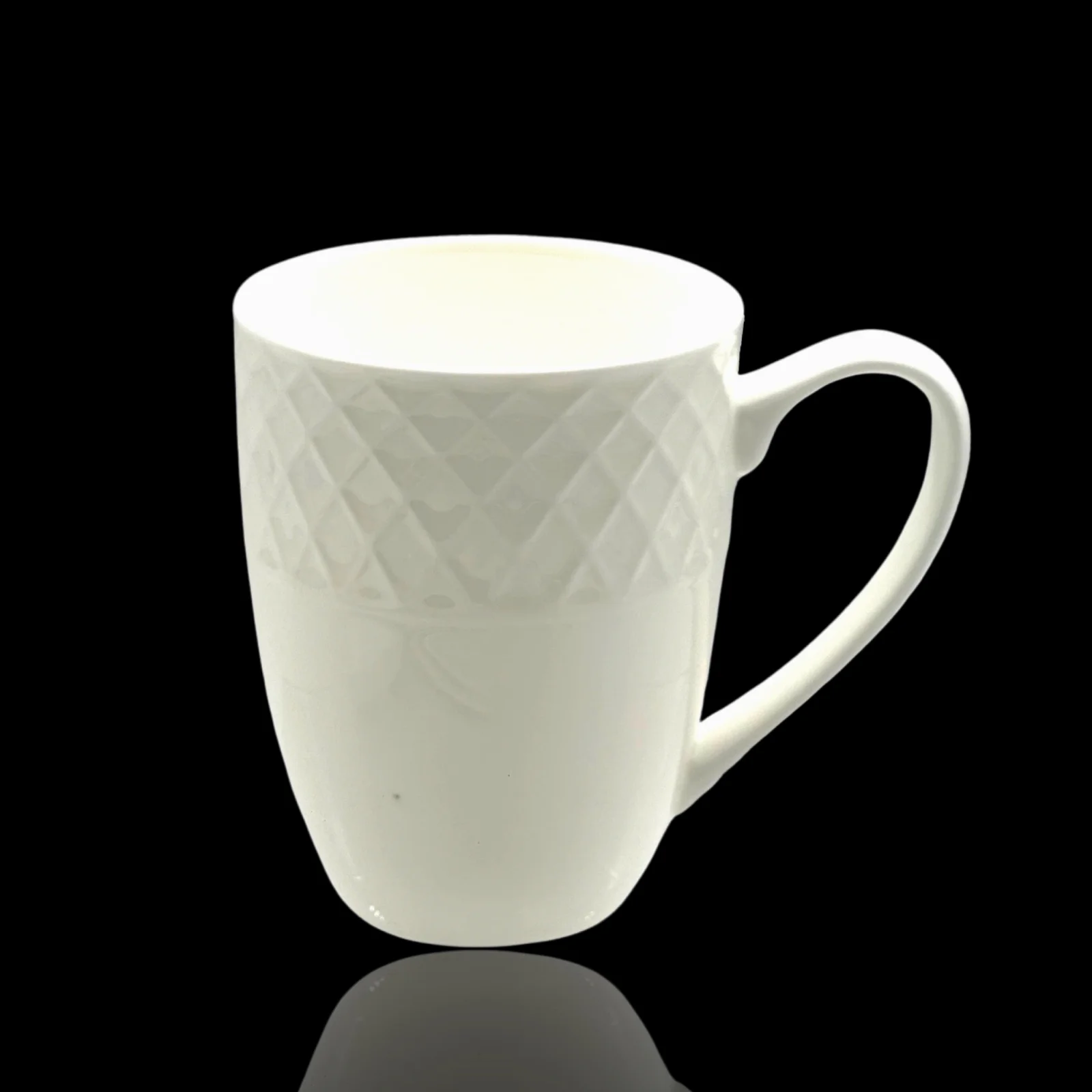 bulk 36 White Bone China Mug Embossed 450ml