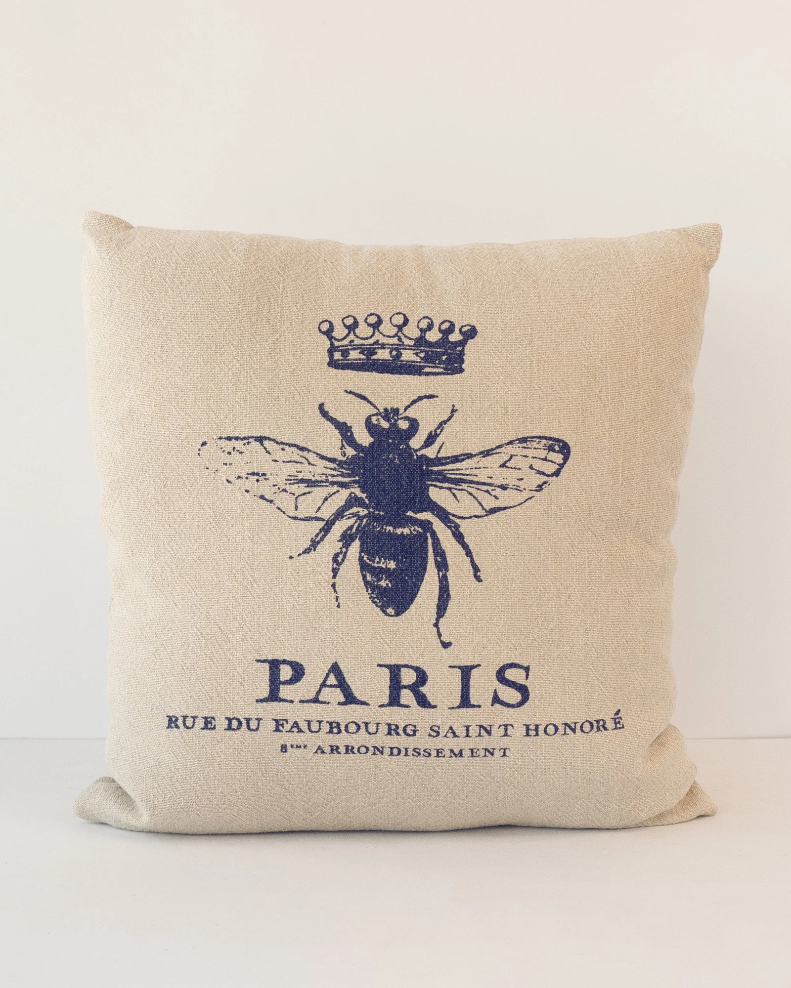 casa-verde-cushion-vintage-queen-bee-45-x-45cm