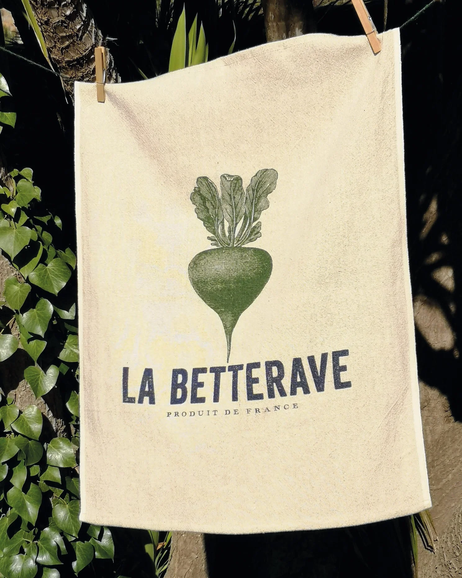 casa-verde-tea-towel-vintage-linen-cott-la-betterave