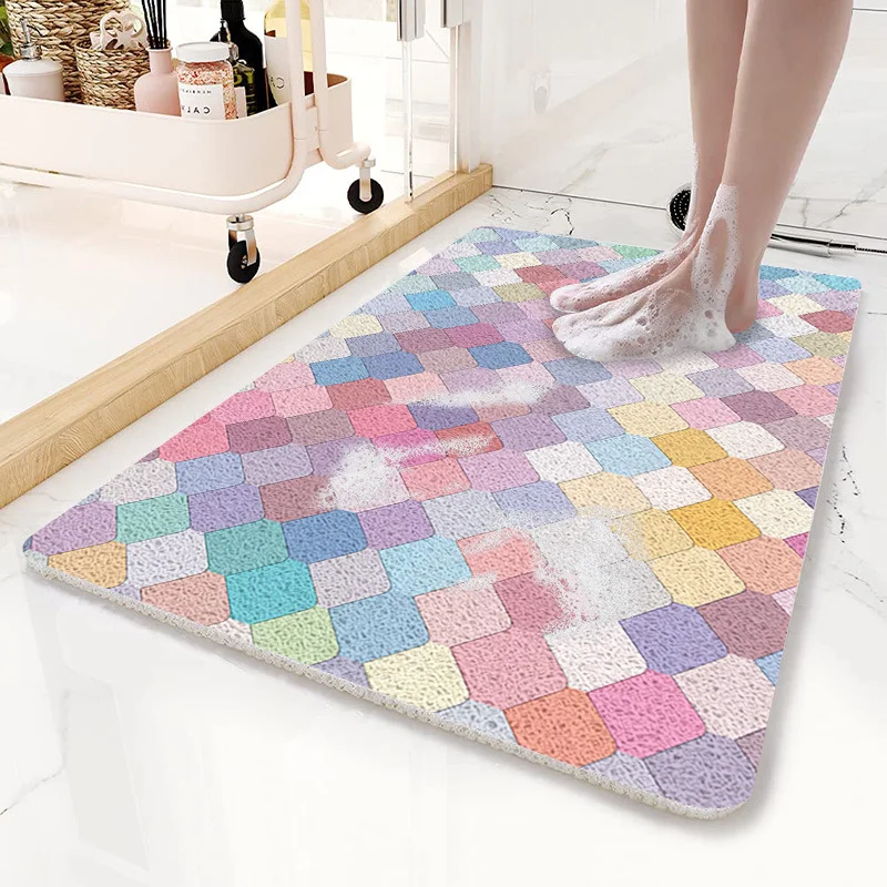 Colorful Scale Pattern  PVC Non-Slip Bath Mat 45x75cm - Shower Drain Hole Design, Soft & Quick-Dry Bathroom Rug