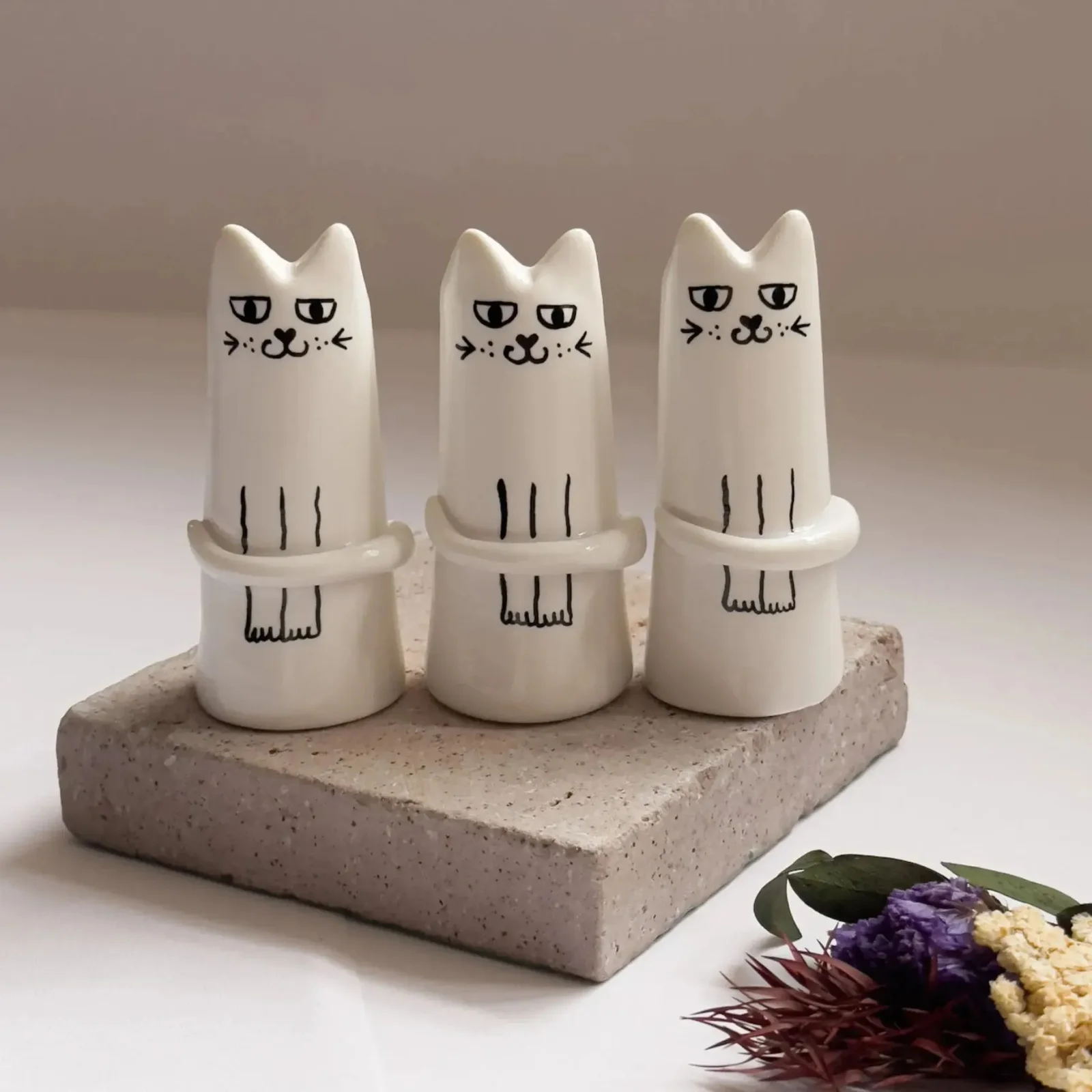 3 Pcs White And Black Adorable Sassy Cat Mini Bud Vase - Whimsical Resin Figurine Flower Holder for Single Stem - Cute Home & Desk Decor Accent