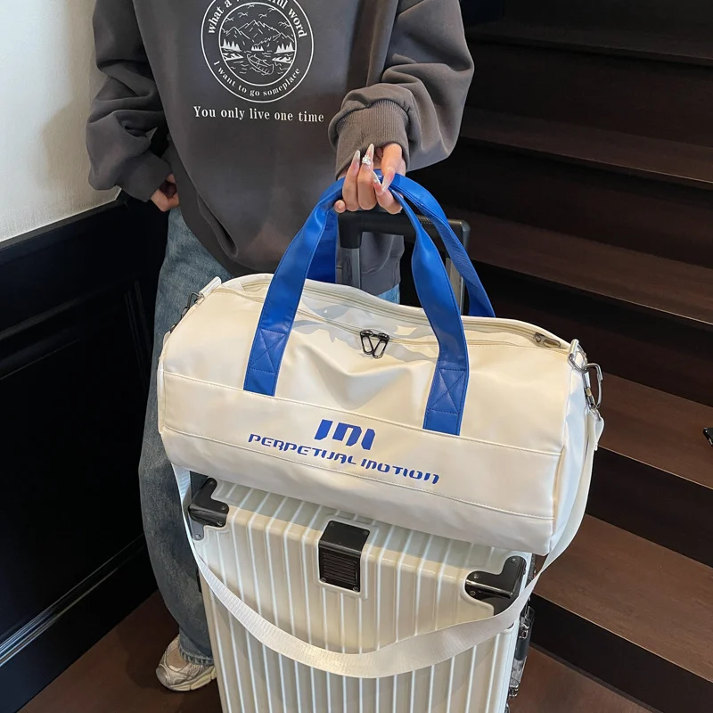 Lightweight Sports Bag with Dedicated Shoe and Wet Gear Zone(blue)