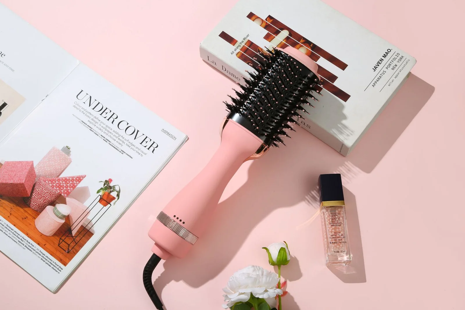 3-in-1 Hot Air Brush & Volumiser Hair Dryer Styler 1000W Ceramic Negative Ion Blowout Brush for Straightening and Curling Pink AU Plug