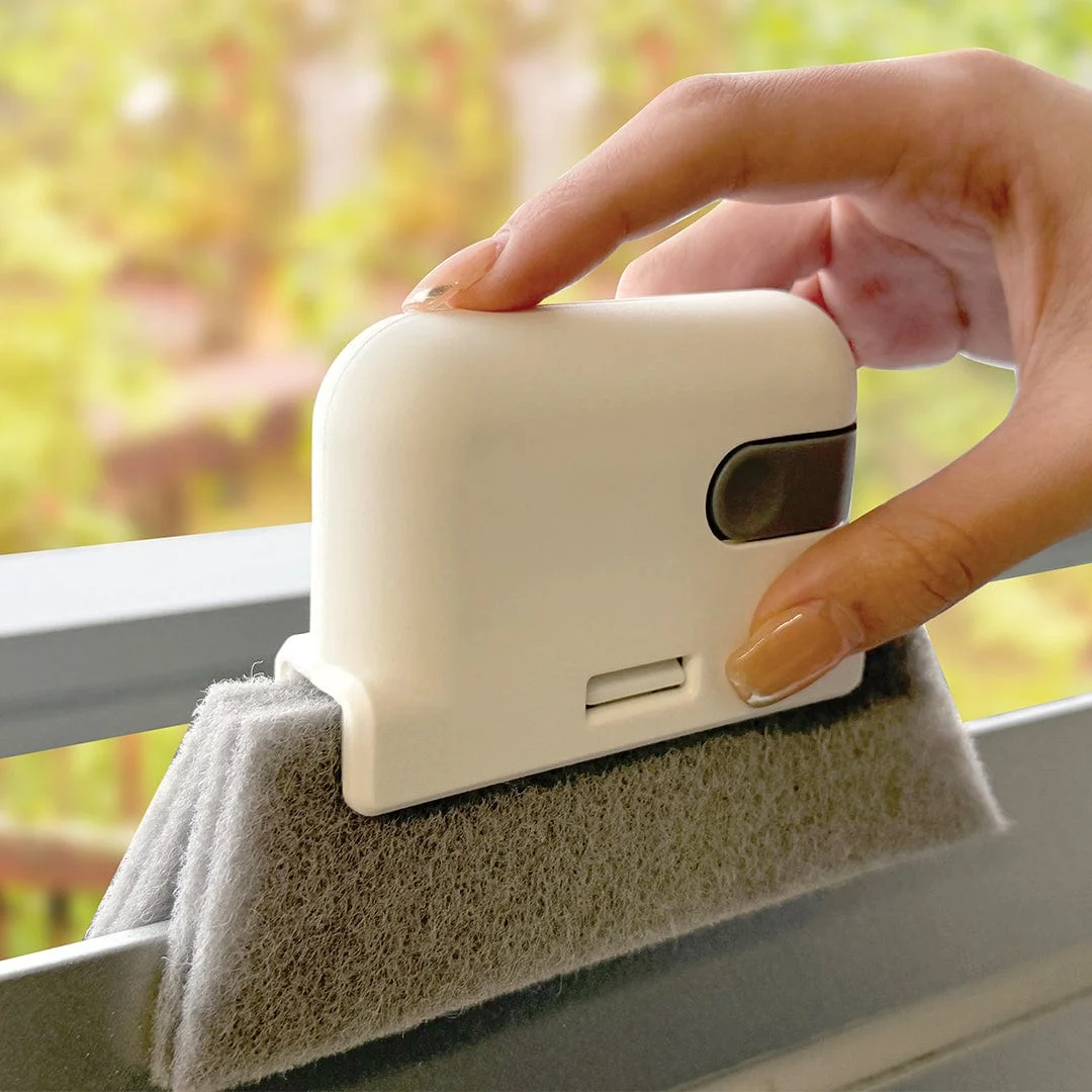 Handheld Track Cleaning Brush